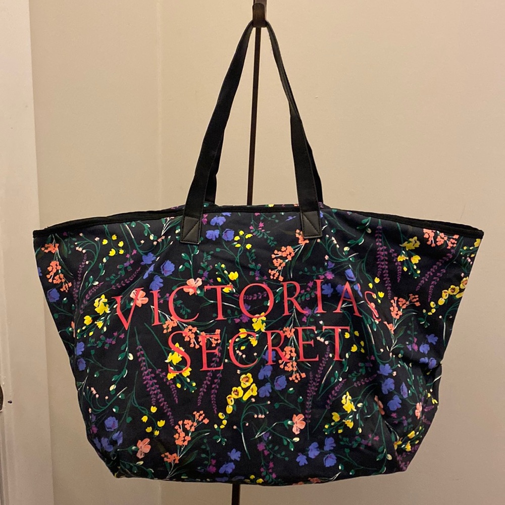 Victoria's Secret Large Floral Weekender Duffel Bag Black Travel Carry On 23"